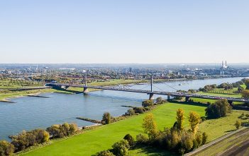 Rheinbrücken (20): Leverkusener Autobahnbrücke Die Leverkusener Autobahnbrücke (© Raimond Spekking / CC BY-SA 4.0 via Wikimedia Commons)7