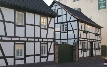 Rheinorte (11): Flittard – das Bauerndorf, das so oft mit Überschwemmungen zu kämpfen hatte