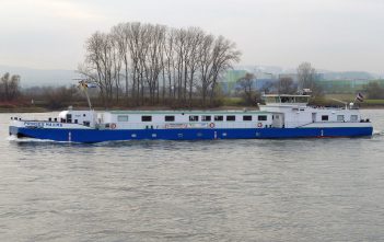 Schiffsporträts (24): Prinses Máxima – das etwas merkwürdige Schulschiff Die Prinsess Máxima am Niederrhein (Foto: Wikimedia)