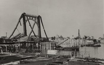 Die 1945 eingestürzte Deutzer Brücke (Foto: sehenswuerdig.koeln.de)