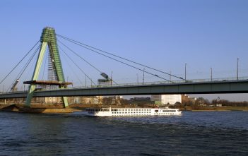 Rheinbrücken (4): Die Severinsbrücke zwischen Köln und Deutz Die Severinsbrücke in Köln